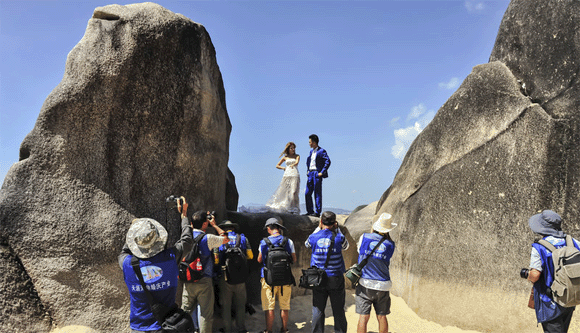 三亚天涯海角婚庆节暨婚纱摄影大赛